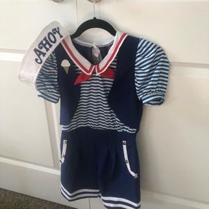 Stranger things Robin costume with red converse